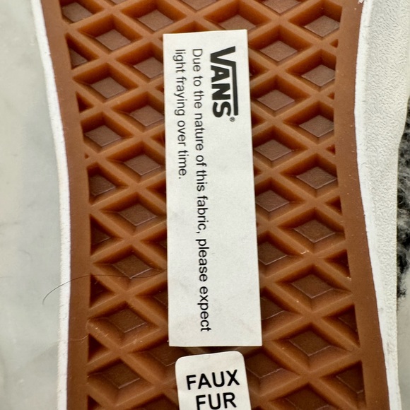 Never worn Vans women slides size 7 - Picture 4 of 7